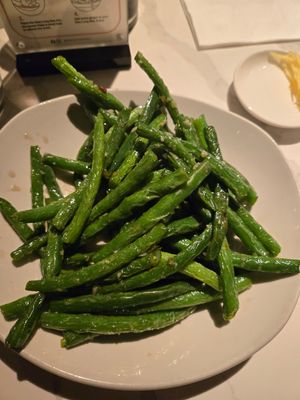 String green bean with garlic at Din Tai Fung in Glendale