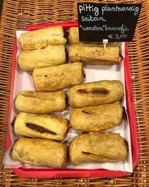 Vegan seitan roll! Very good plantbased ‘worstenbroodje’!  at Croissy in Deinze