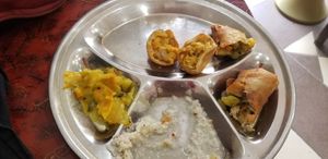 Didn't care too much for the kachori but the other things were good at Abbasi Cold Drink House in Dar Es Salaam