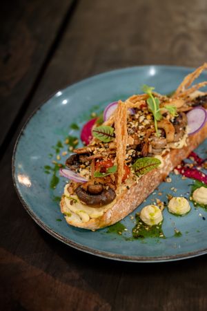 Magic Mushrooms at Kayu Lembongan in Lembongan