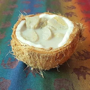 Thai Banana In Coconut Milk (Kluai Buat Chi) – is a sweet and savoury Thai dessert treat. It's a sweet yet healthy dessert made from all natural ingredients.  at My Thai Cooking in Bangkok