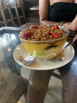 Mango bowl  at Artjuna in Anjuna