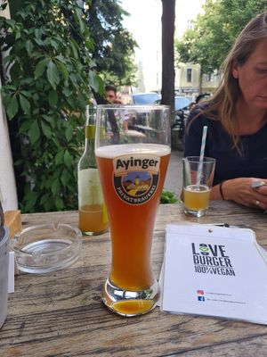 Ayinger Urweisse at LoveBurger in Berlin