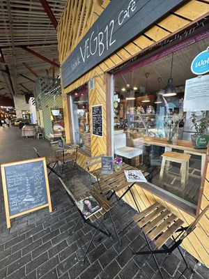 Outside seating and vegan mags   at VegB12 in Tallinn