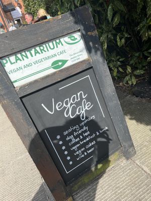 Sign   at Plantarium Cafe in Stratford-upon-avon