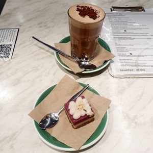 Vegan hot chocolate at The Green Room in East Maitland