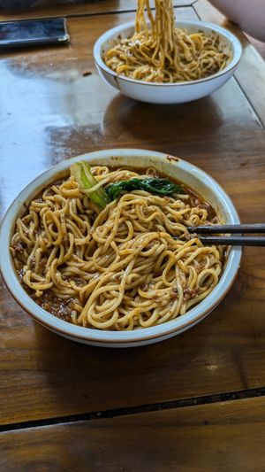 Dandan noodles (after mixing) at Su Shan Mian 素山面素食 - 雅仕苑店 in Chengdu
