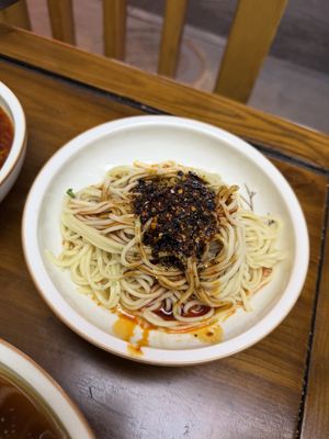 Cold noodles  at Su Shan Mian 素山面素食 - 雅仕苑店 in Chengdu