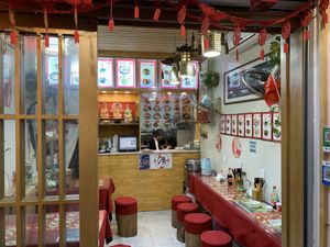 The interior at Su Shan Mian 素山面素食 - 雅仕苑店 in Chengdu