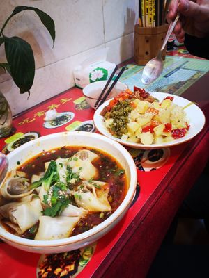 Veggie plate at Su Shan Mian 素山面素食 - 雅仕苑店 in Chengdu