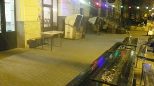 Outdoor seating at Krowarzywa in Bydgoszcz