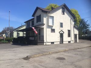 Parking on side/front  at Polska Chata in Rochester