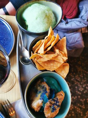 Hummus and guacamole at Avocado Love in Madrid