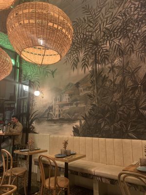 Beautiful painted 🎨 wall 💚  at Avocado Love in Madrid