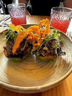 Avocado with quinoa, Jack Daniel's smoked at Avocado Love in Madrid
