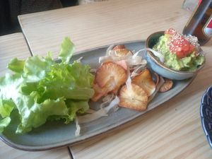 Starter to share: Wakamole (Guacamole with wakame and pineaple) at Avocado Love in Madrid