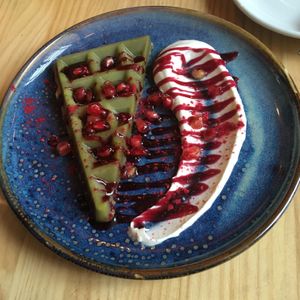 Avocado cheesecake at Avocado Love in Madrid