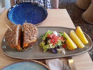Burger at Avocado Love in Madrid