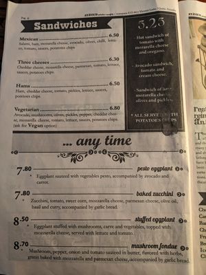 All day menu at Atavico Cafe in Quito