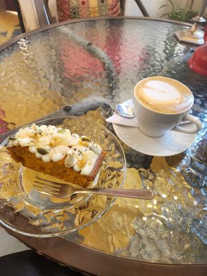  at Atavico Cafe in Quito