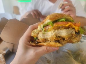 Fried chicken sandwich 😭👌👌👌 at Refocused in Baltimore