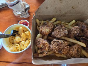 Friend cauliflower and Mac at Refocused in Baltimore