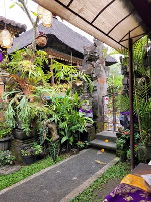 View inside at Sun Sun Warung in Ubud