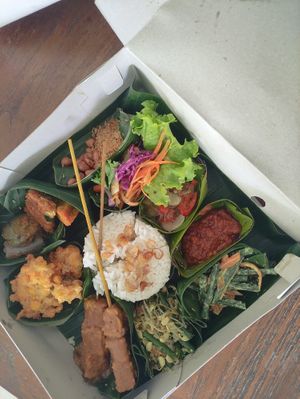 Nasi campur at Sun Sun Warung in Ubud