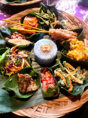 Nasi Campur Vegan at Sun Sun Warung in Ubud