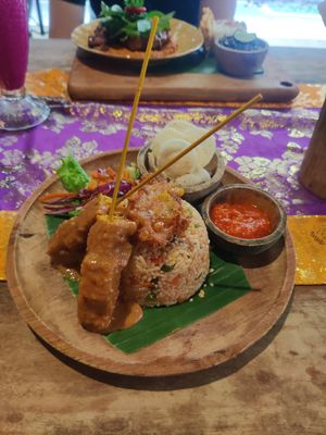 Nasi Goreng Vegan at Sun Sun Warung in Ubud
