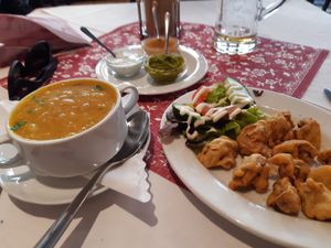 Lentil soup and fried mushrooms at Royal Panjab in Freiburg