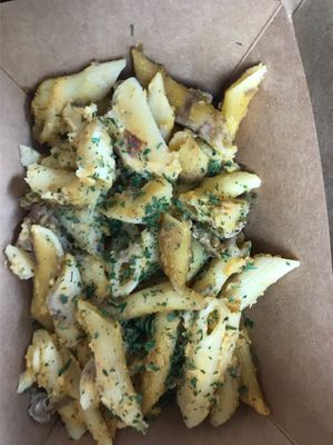 Vegan Mac n cheese  at Wisdom's Vegan Bakery & Cafe in Spring