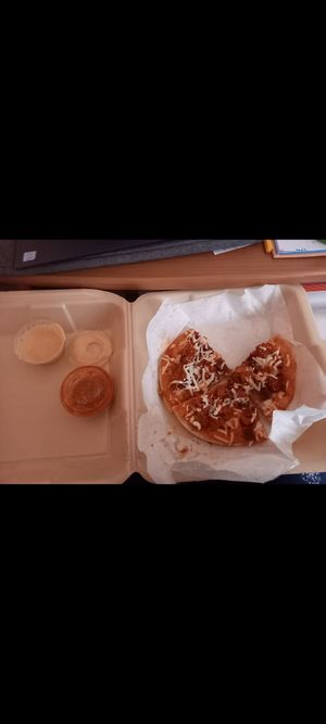 Pizza was delicious but waaaay to small for 115$. Its only for small pieces. Would never order again at Vegan Center in Hermosillo