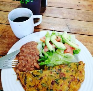 Omelette Vegano y una taza de café de trigo. at Vegan Center in Hermosillo