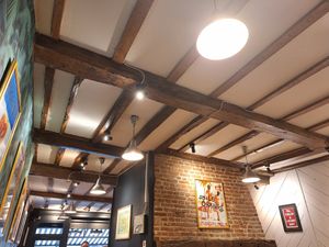 Interiores del local. #Veganuary at Refectory Kitchen in Canterbury