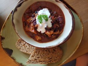 Black bean and jackfruit stew with homemade bread at Va Va Vegan in Amersham