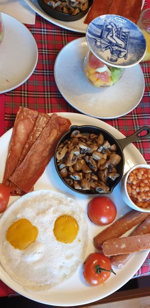 Vegan english breakfast at Vegotel in Blije