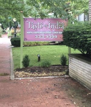 Welcome at Taste of India in Bloomington