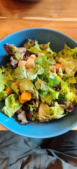 Shiva bowl at Radiantly Alive Yoga Cafe in Ubud