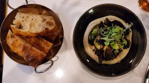 Choux de Bruxelles et Foccacia at Bistro Tendresse in Montreal
