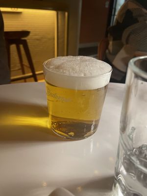 La bière blanche à 7$  at Bistro Tendresse in Montreal