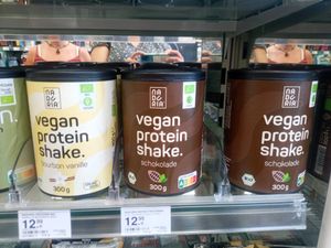 Vegan protein powders at Müller in Campos