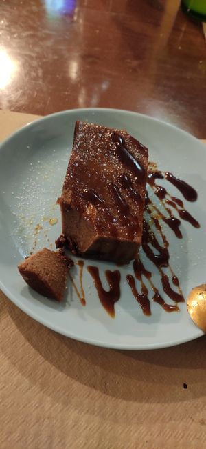 Postre: pastel de Xixon vegano at Mostaza y Media in Gijon