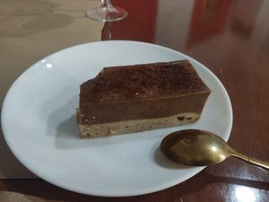 Gijon's cake at Mostaza y Media in Gijon