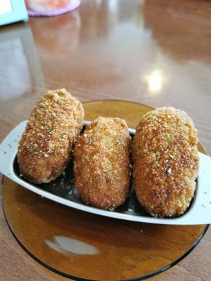 Croqueta de pisto at Mostaza y Media in Gijon