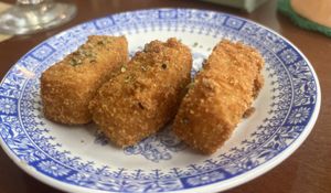Croquetas de queso   at Mostaza y Media in Gijon