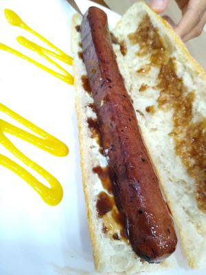 Moving mountains sausage. at Mostaza y Media in Gijon