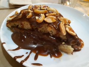 Chocolate cake at Mostaza y Media in Gijon