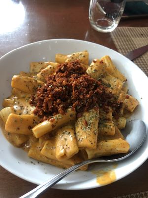 Mac&cheese at Mostaza y Media in Gijon