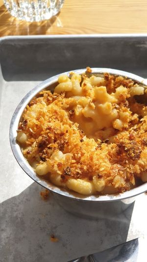 Mac n' cheese at Dirty Vegan in Stockholm